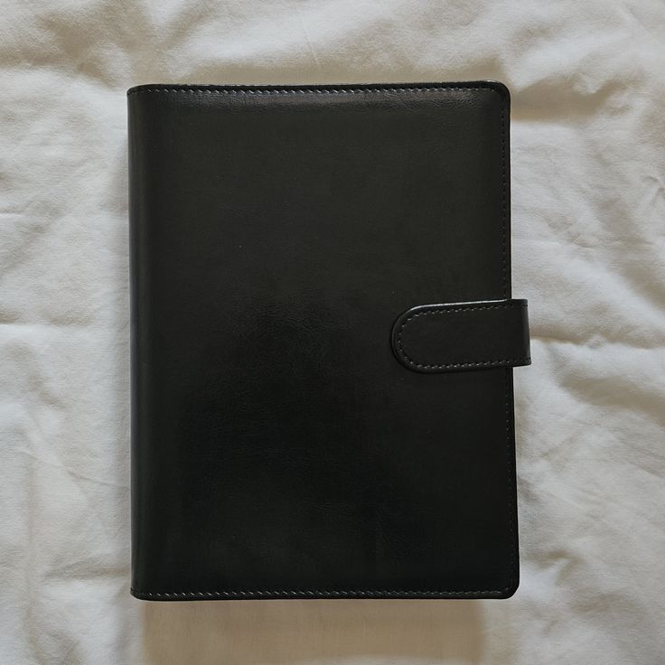 تصویر 4 از کلاسور مهندسی بادوام با جلد ضخیم محافظ